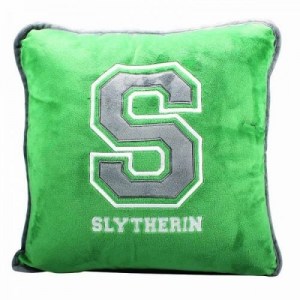 HARRY-POTTER-SLYTHERIN-CUSCINO7