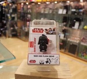 flash-drive-game-star-wars-darth-vader