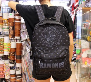 zaino-ramones